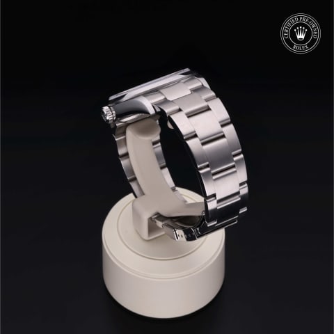 Oyster Perpetual  Explorer 36