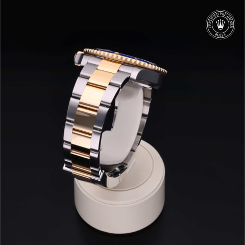 Oyster Perpetual  Submariner Date