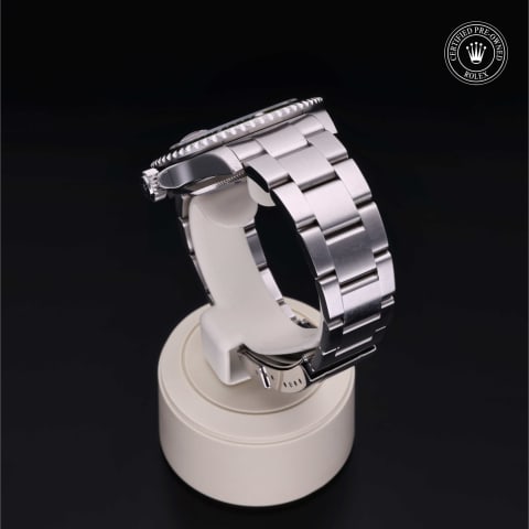 Oyster Perpetual  Submariner Date