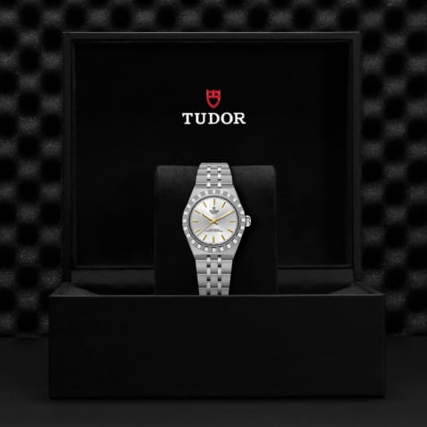 TUDOR Royal