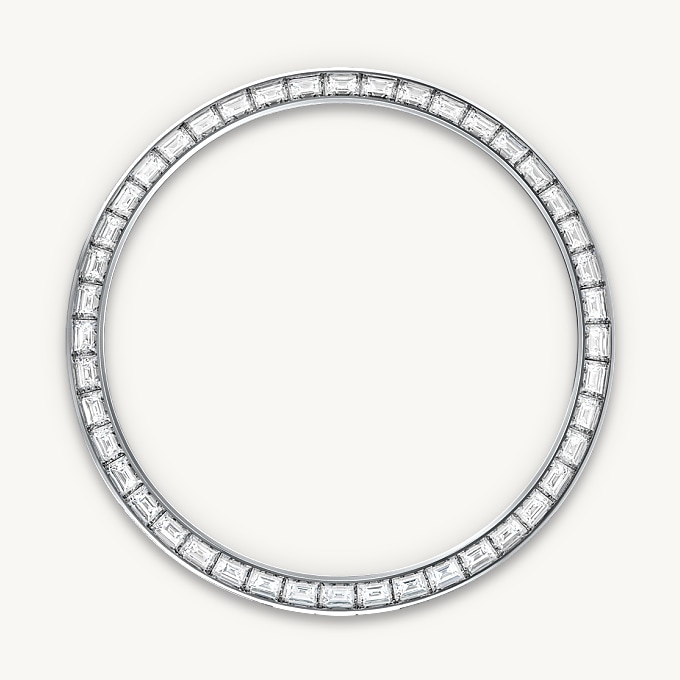 Diamond-set bezel