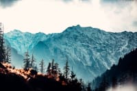 Kashmir in Winter: What It's Actually Like (Honest Guide)