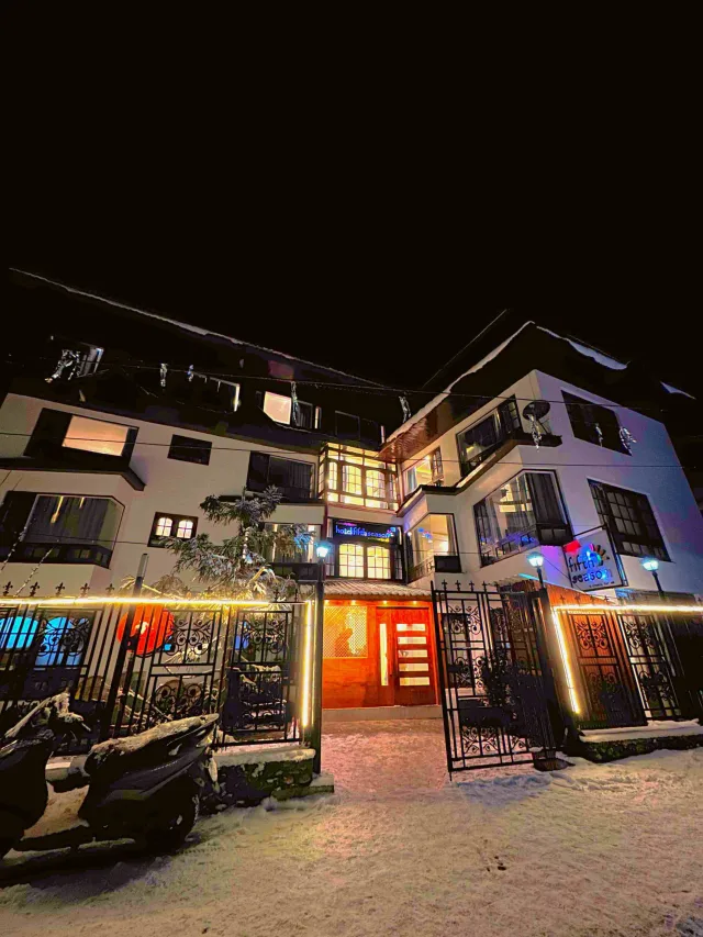 Hotel Fifth Season Pahalgam photo 3