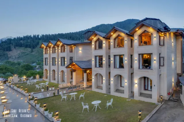 Hill Side Resort & Spa Pahalgam photo 2