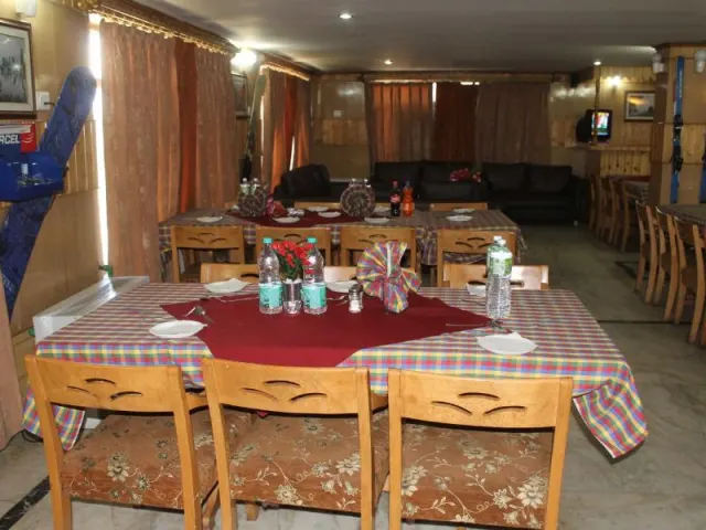 Fluorescence Hotel and Restaurant photo 4