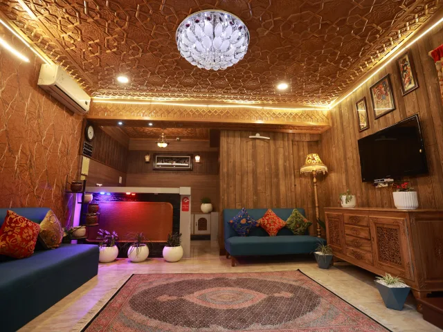 Hotel Aala Residency
