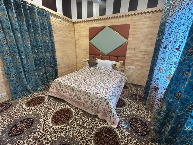 Dal View Resort