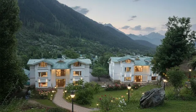 The Riviera - Pahalgam