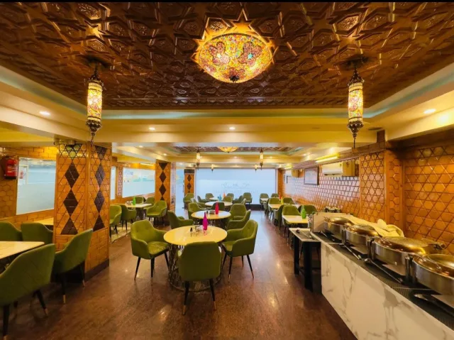 Hotel Regal Palace photo 3