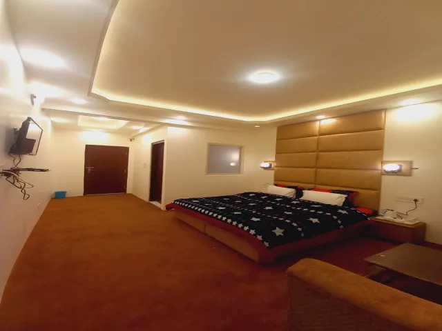 Hotel Grand Hill View Tangmarg photo 6