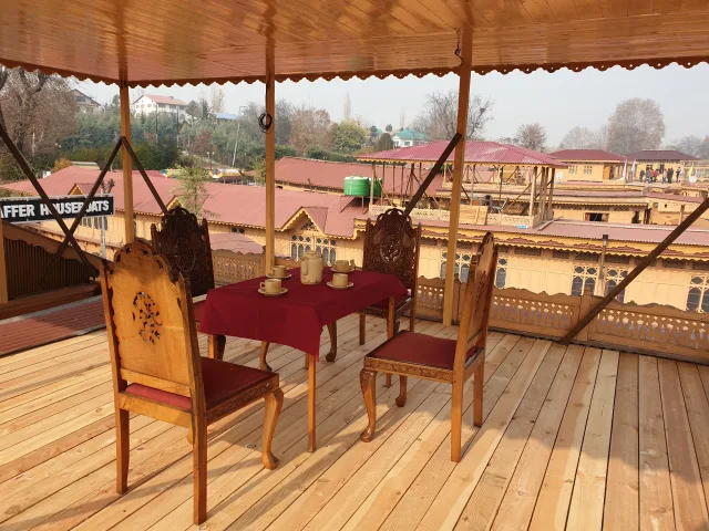 Zaffer Group of Houseboats