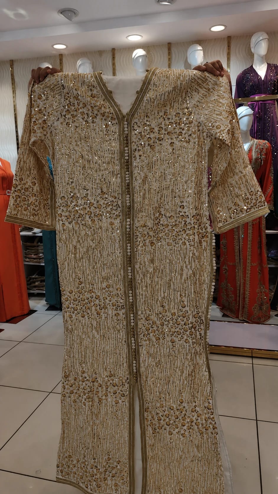 dk-049 — قفطان مرصع بالترتر