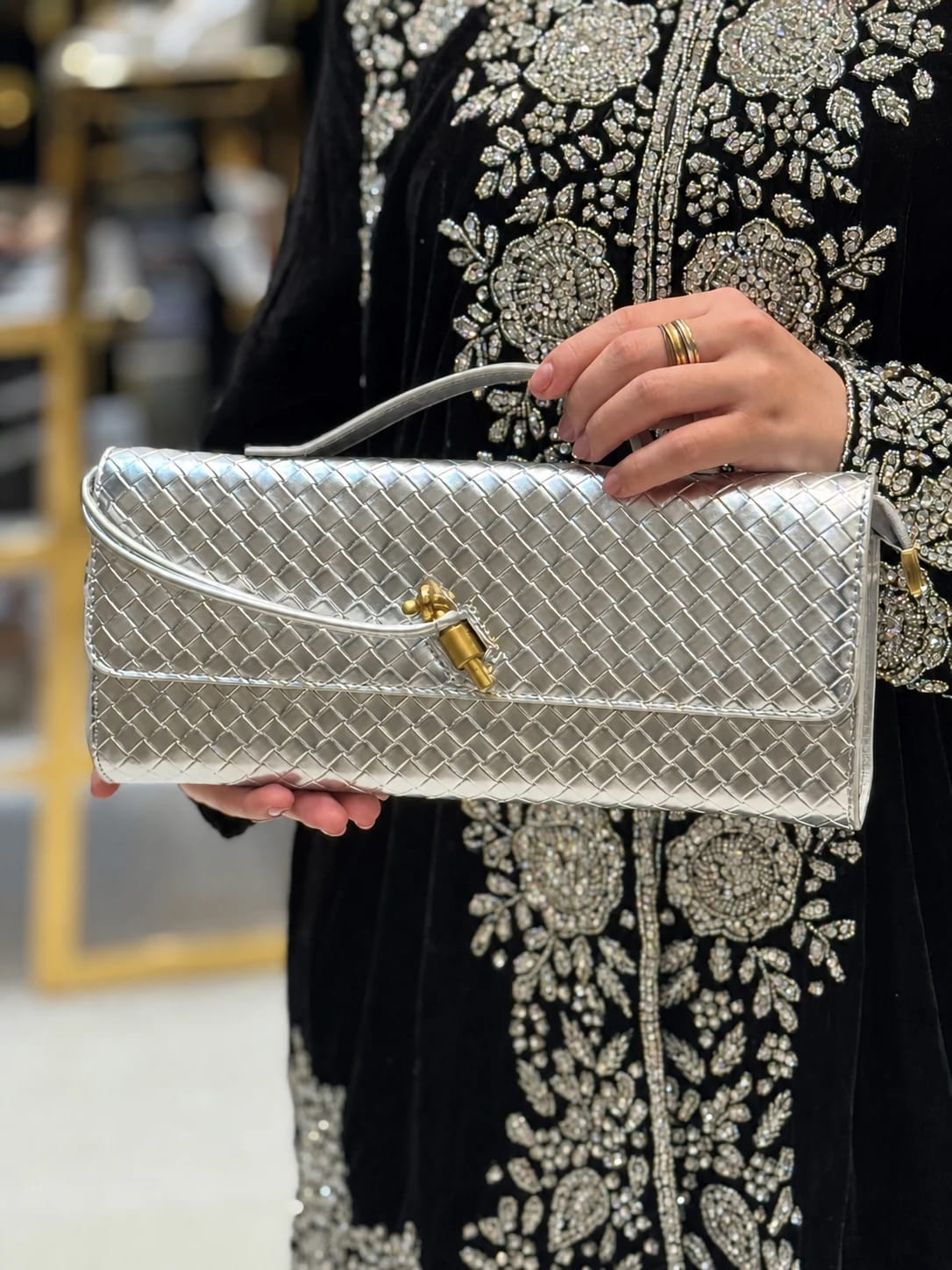 pc-001 — Pochette tressée à fermoir