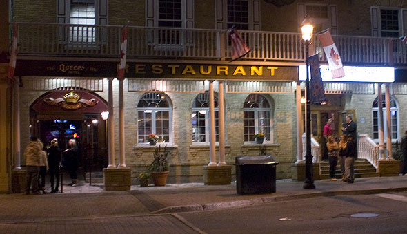 Image of The Queen's Hotel