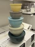 Bowl with lid, set of 5, mixed colours