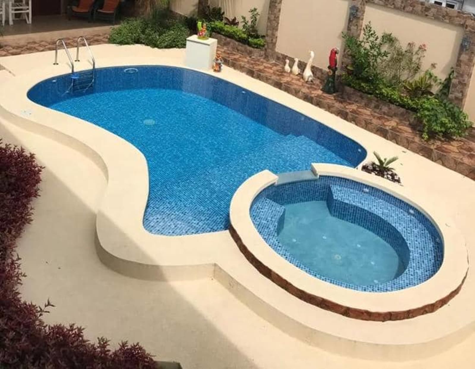 Jacuzzi & Hot Tub Installation by Metrixpool Construction Co. in Nigeria