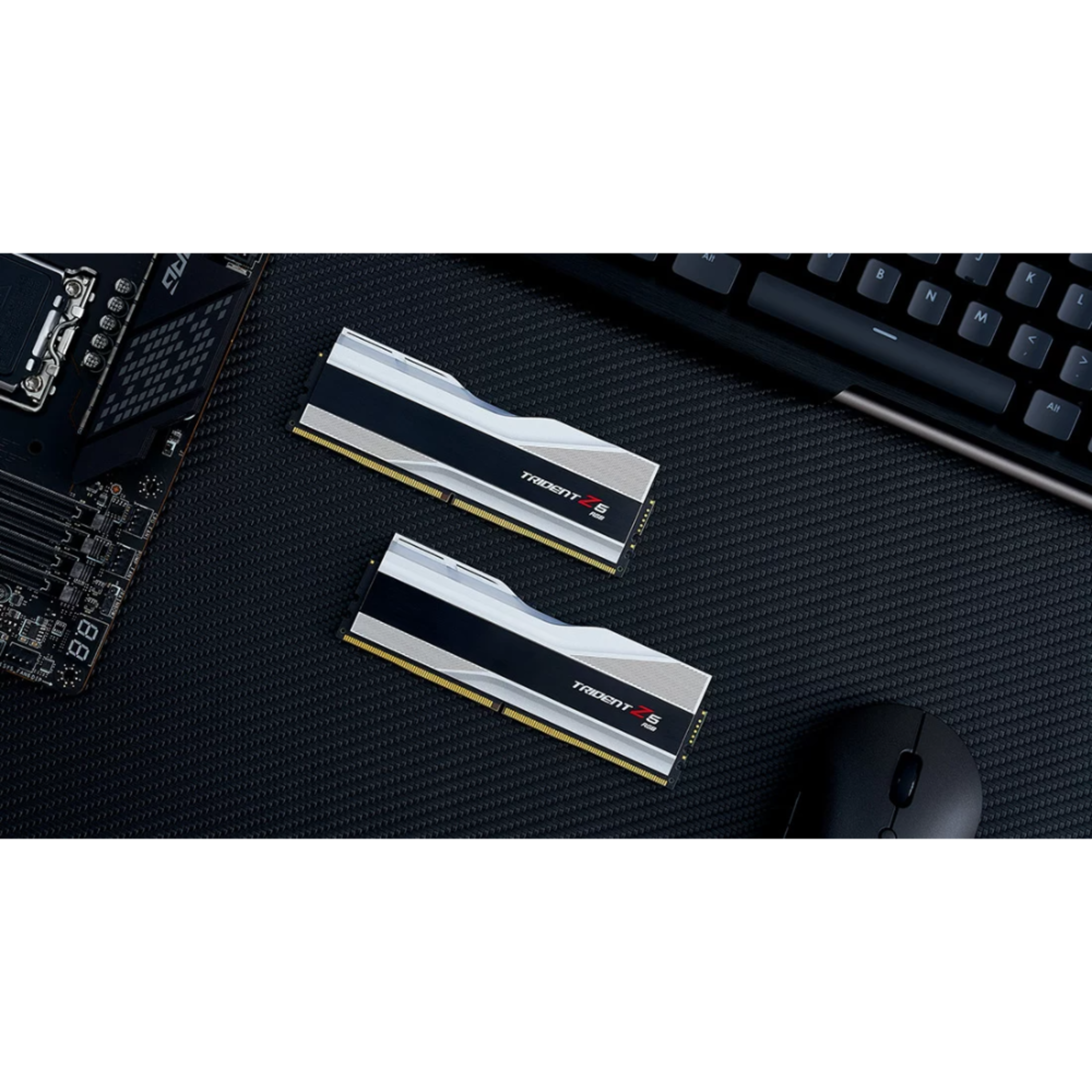 32GB (16x2) KIT 6000mhz TRIDENT Z5 (INTEL) RGB SILVER 2 32GB (16x2) KIT 6000mhz TRIDENT Z5 (INTEL) RGB SILVER thumbnail 2