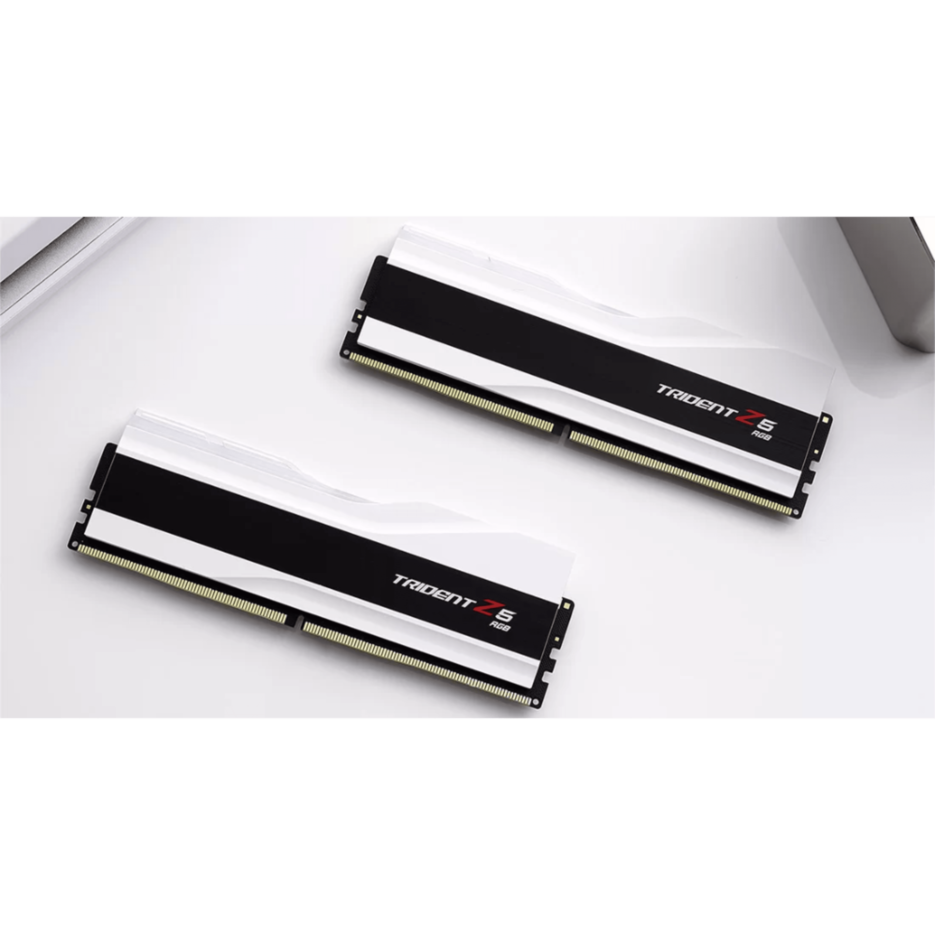 32GB (16x2) KIT 6000mhz TRIDENT Z5 NEO (AMD) RGB WHITE - Main Image 32GB (16x2) KIT 6000mhz TRIDENT Z5 NEO (AMD) RGB WHITE - Main Image