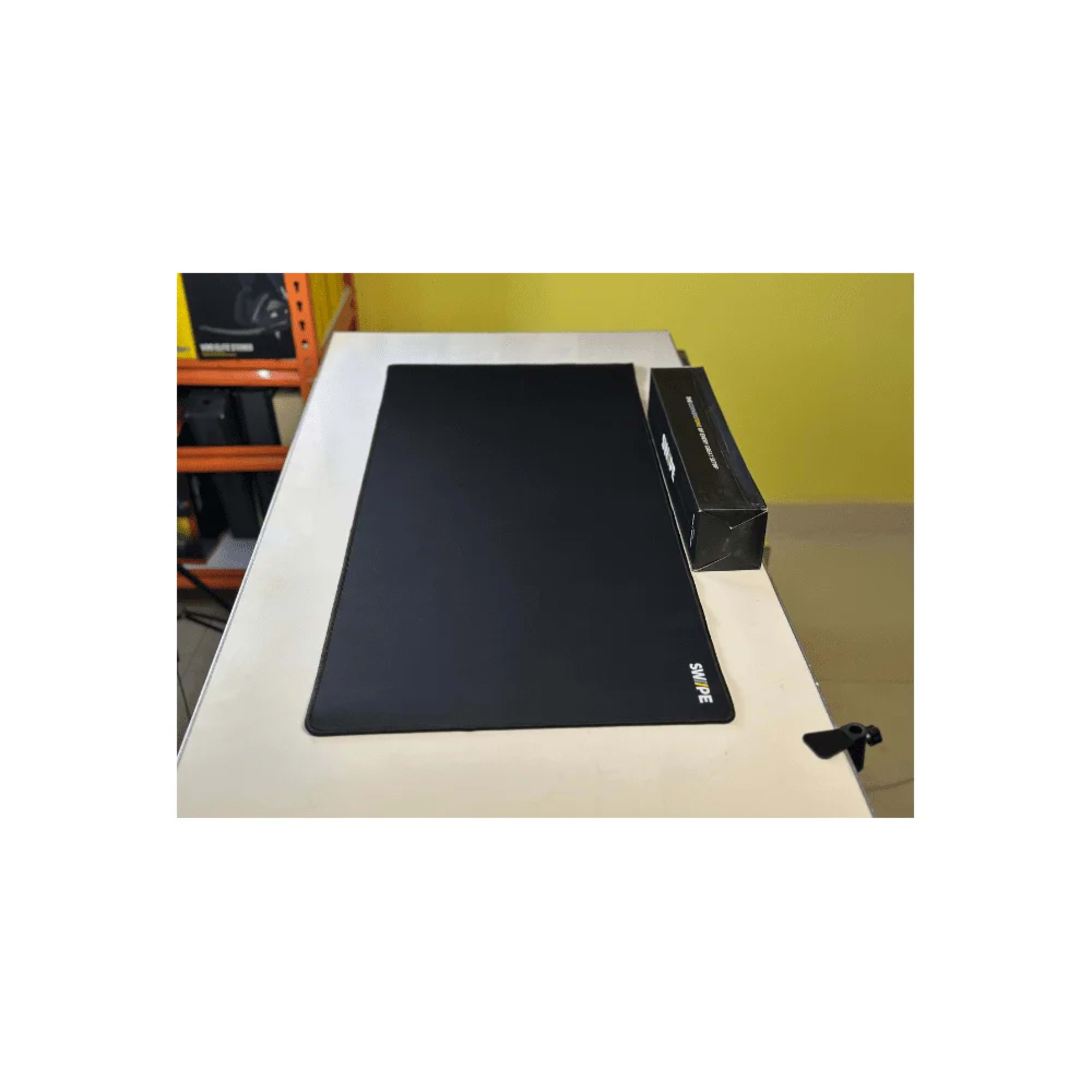 Swipe SPXL XXL Gaming Mousepad - Black 18"x36" Inch (930 x 410 x 4MM) 4 Swipe SPXL XXL Gaming Mousepad - Black 18"x36" Inch (930 x 410 x 4MM) thumbnail 4