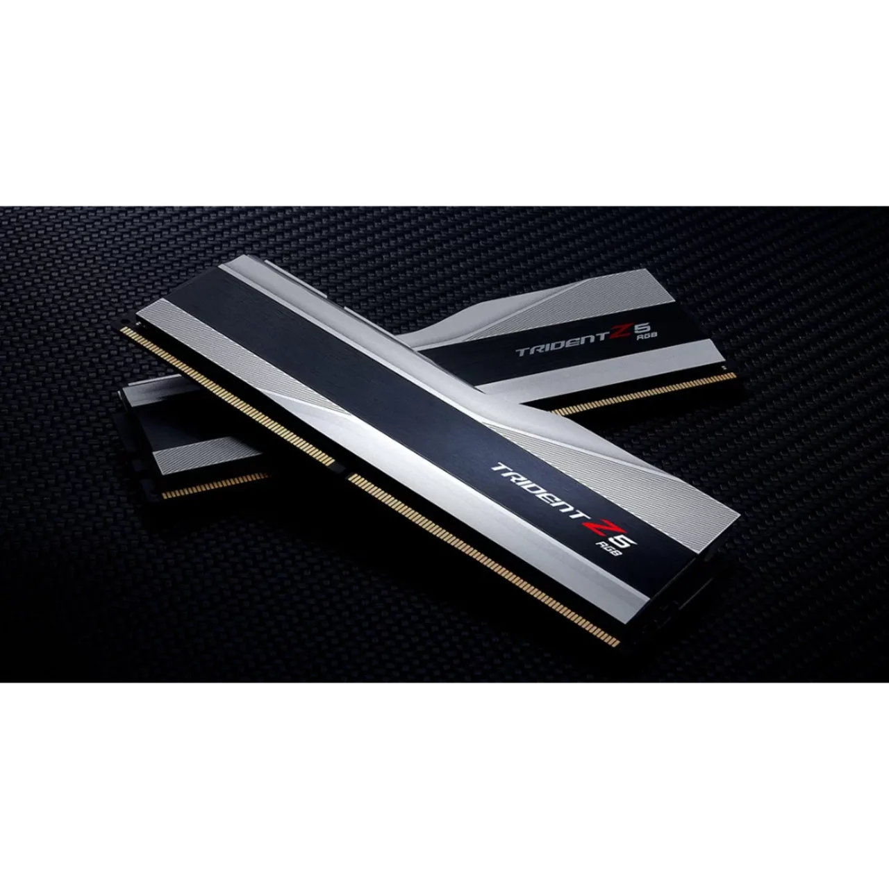 32GB (16x2) KIT 6000mhz TRIDENT Z5 (INTEL) RGB SILVER 2 32GB (16x2) KIT 6000mhz TRIDENT Z5 (INTEL) RGB SILVER thumbnail 2