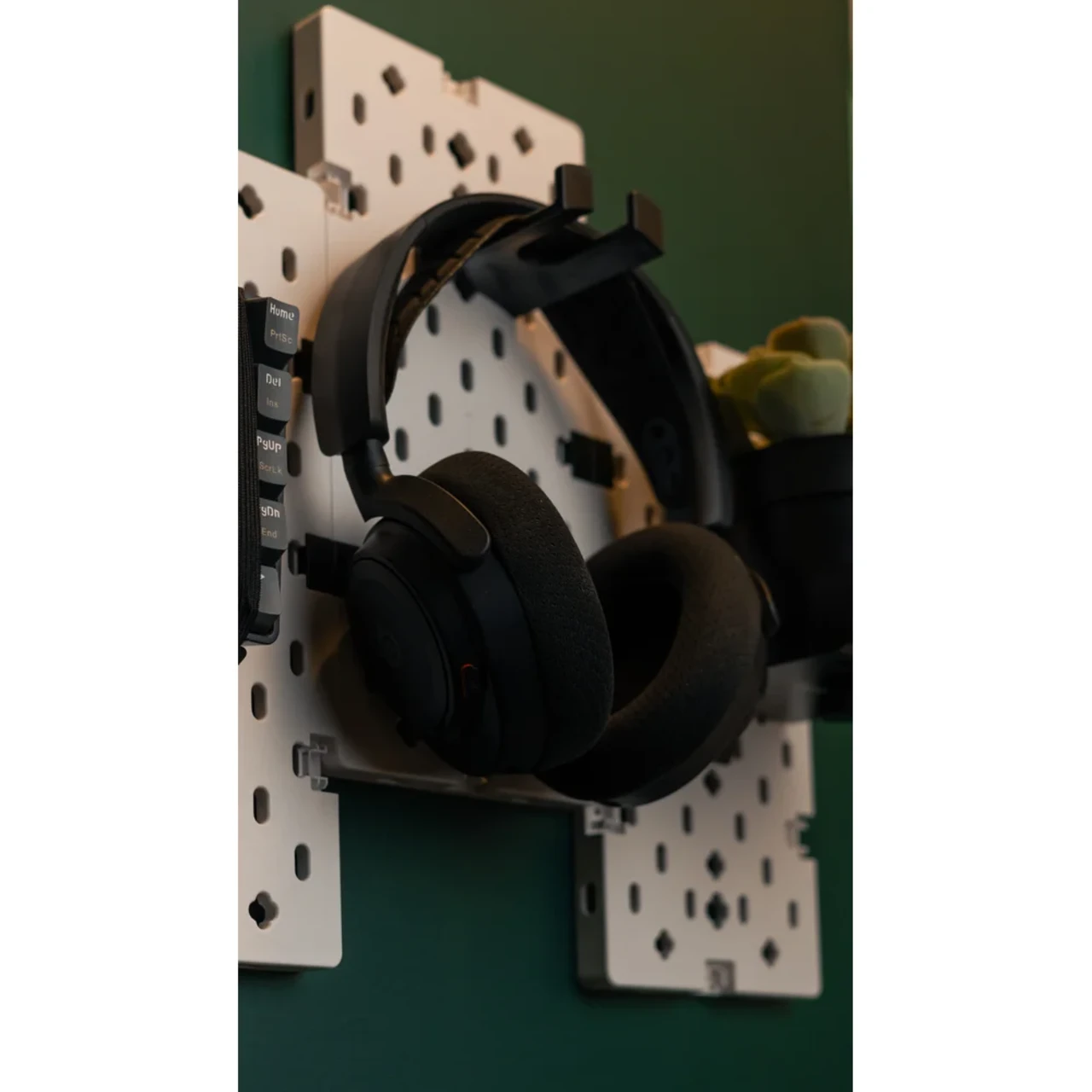 MXG PB-07 Wall Mounted Modular Gaming 7Pcs Pegboards White 3 MXG PB-07 Wall Mounted Modular Gaming 7Pcs Pegboards White thumbnail 3