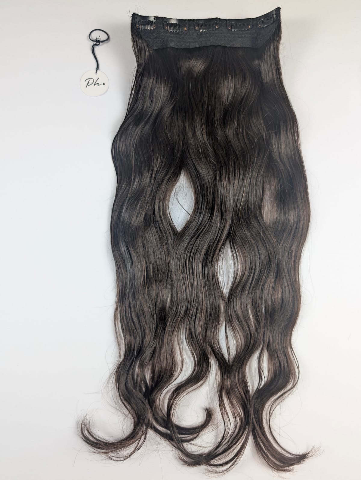 Extensions sur cheveux courts : à partir de quelle longueur et comment fondre la jonction ?