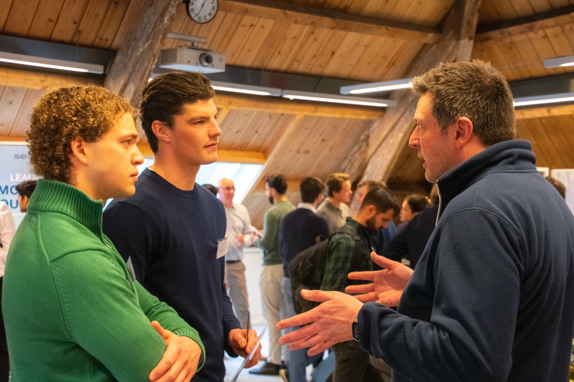 Business photograph by Felix Prijs, 8