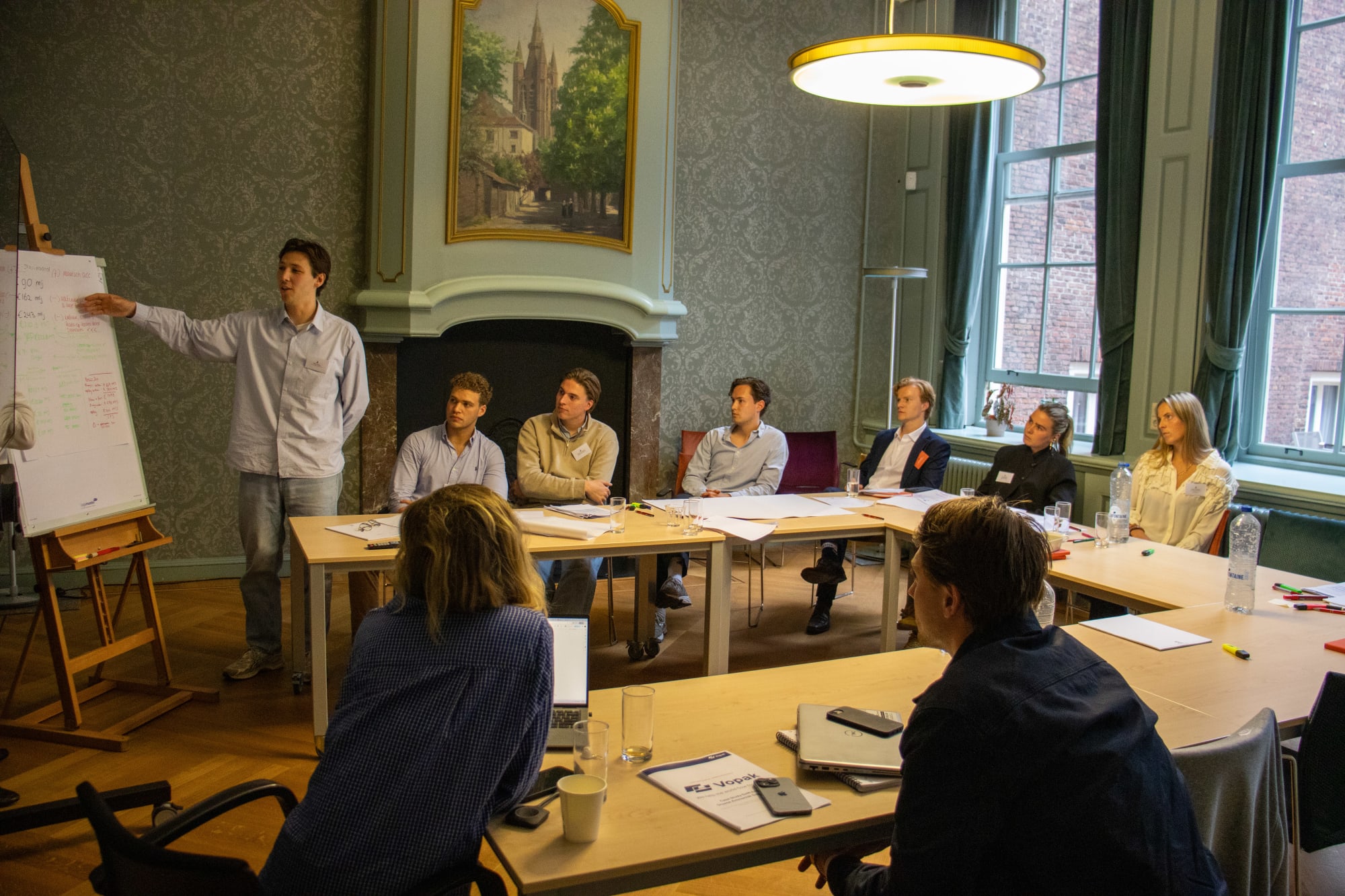 Business photograph by Felix Prijs, 16