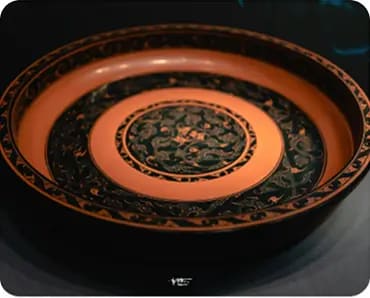 Lacquer Plate with Dragon Cloud Pattern