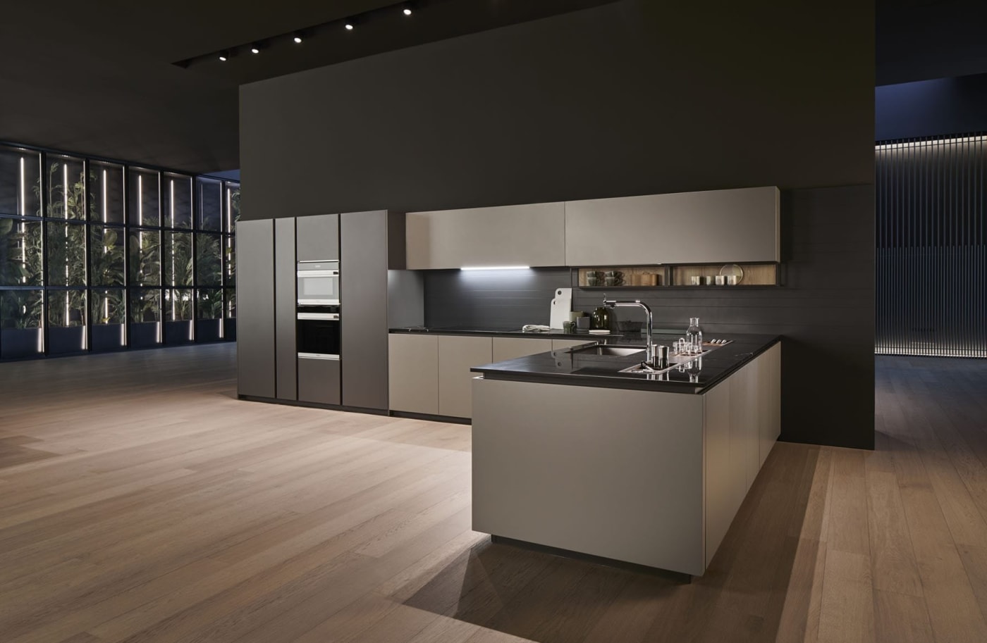 Cucina moderna con penisola