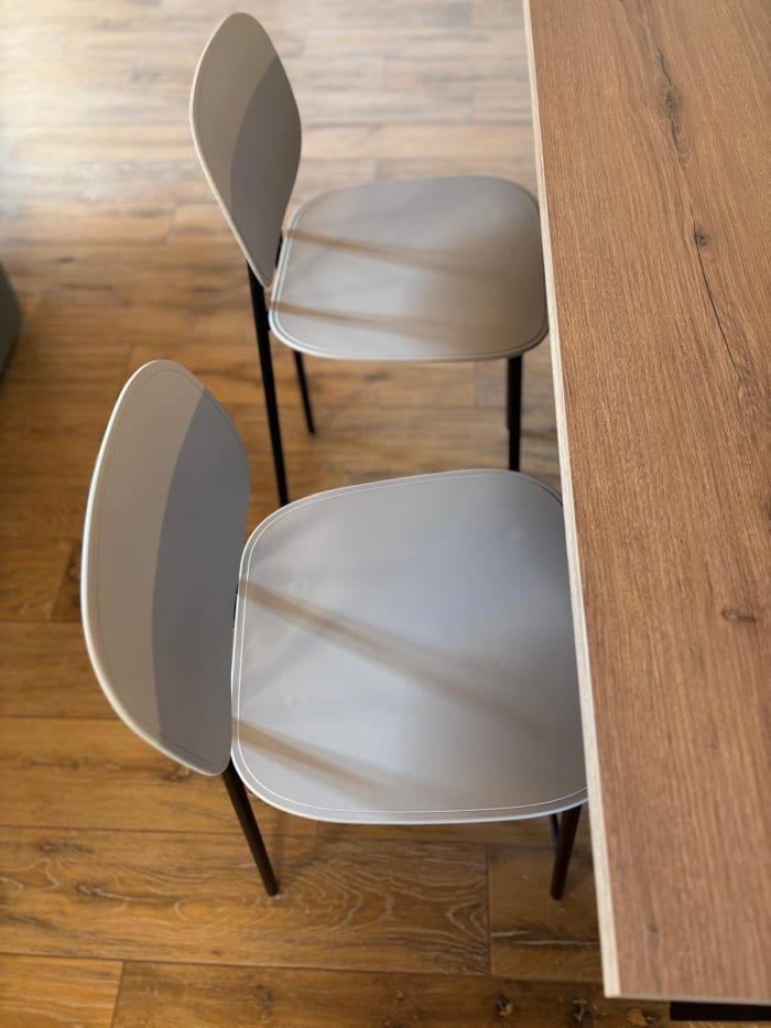 Isola moderna nero opaco e rovere