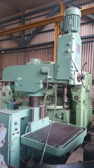 N Schlumberger Make Radial Drilling Machine