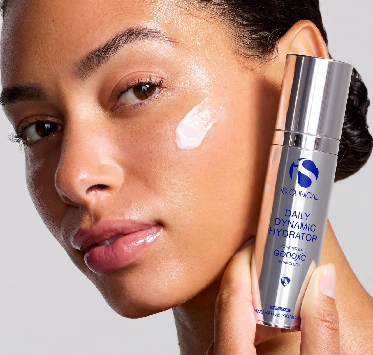iS Clinical Daily dynamic hydrator 3