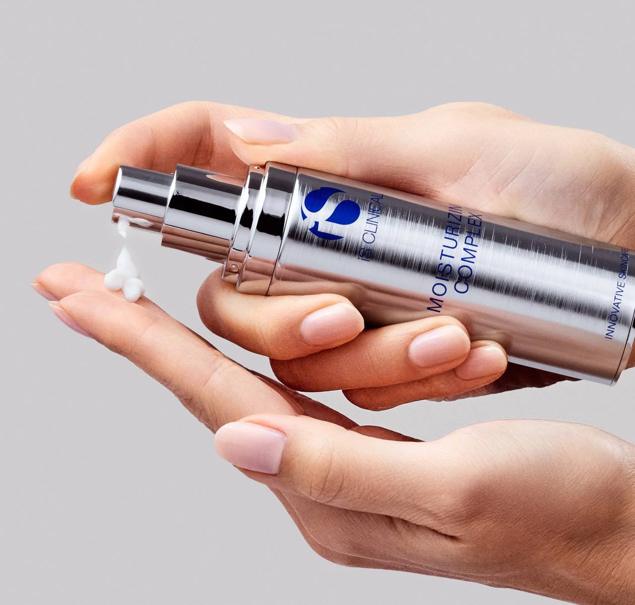 iS Clinical Moisturizing Complex 3