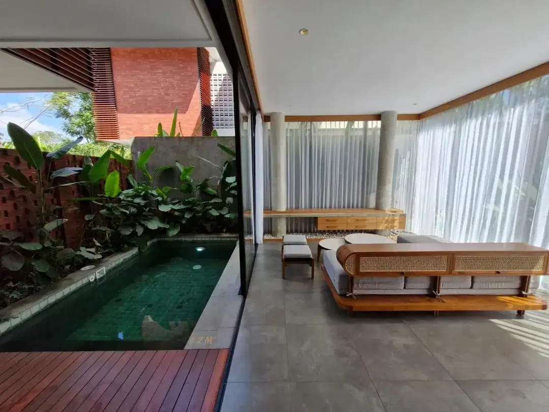 MODERN MINIMALIST VILLA UBUD - Image 1 of 10