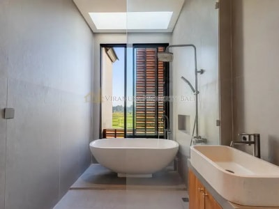 Dua Villa Modern dengan 180° Rice Field View di Ubud - Thumbnail 5