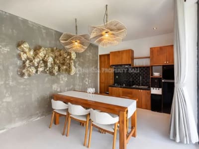 Dua Villa Modern dengan 180° Rice Field View di Ubud - Thumbnail 9