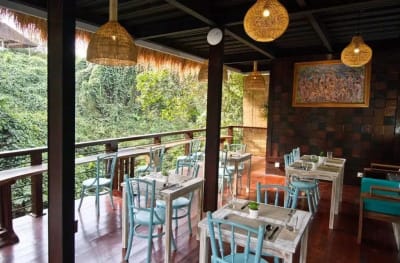 Brand new joglo villa with beautiful jungle view - Thumbnail 8