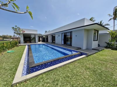 DISEWAKAN VILLA MODERN FULL FURNISHED DI UBUD - Thumbnail 2