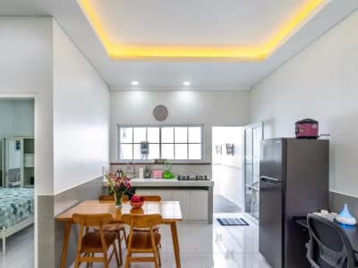 Dijual Villa Premium di Uluwatu, Berlokasi Strategis Hanya 5 Menit Berjalan Kaki ke Jalan Utama - Thumbnail 1