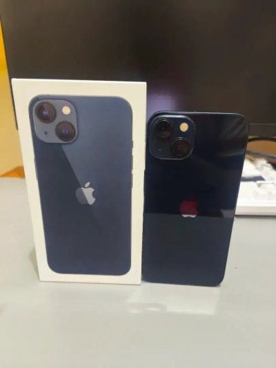 iPhone 13 256Gb iBox - Thumbnail 1