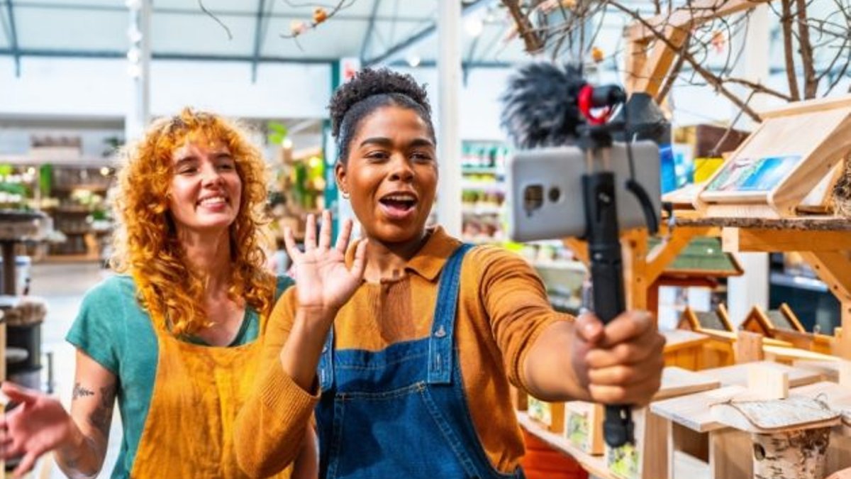 Small retailers fight back with smart promotions - small retailers