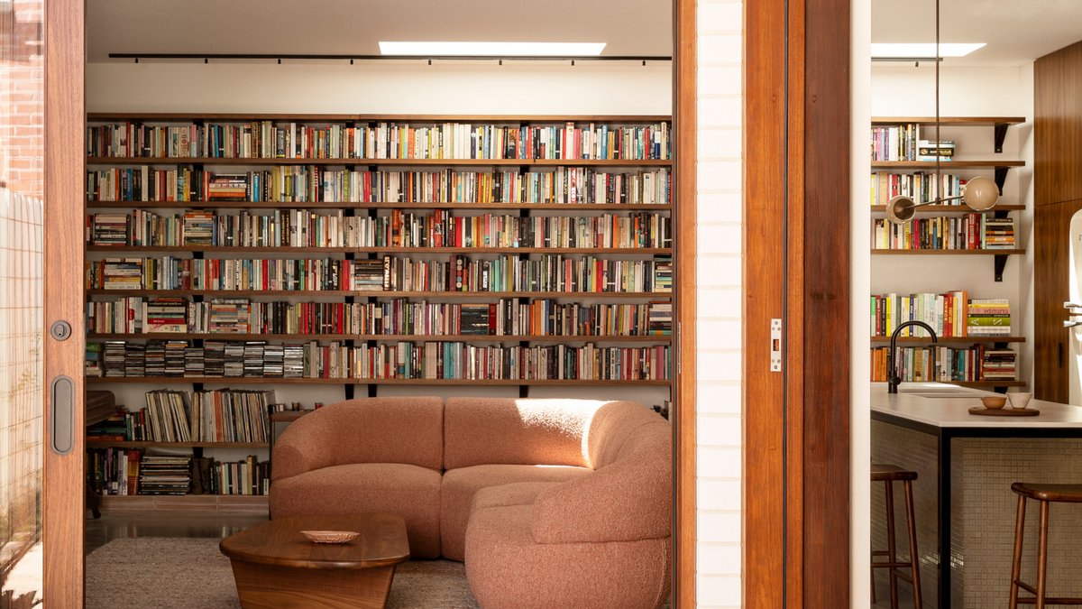 Cottage renovation conceals vast book collection Cottage renovation conceals vast book collection - book collection