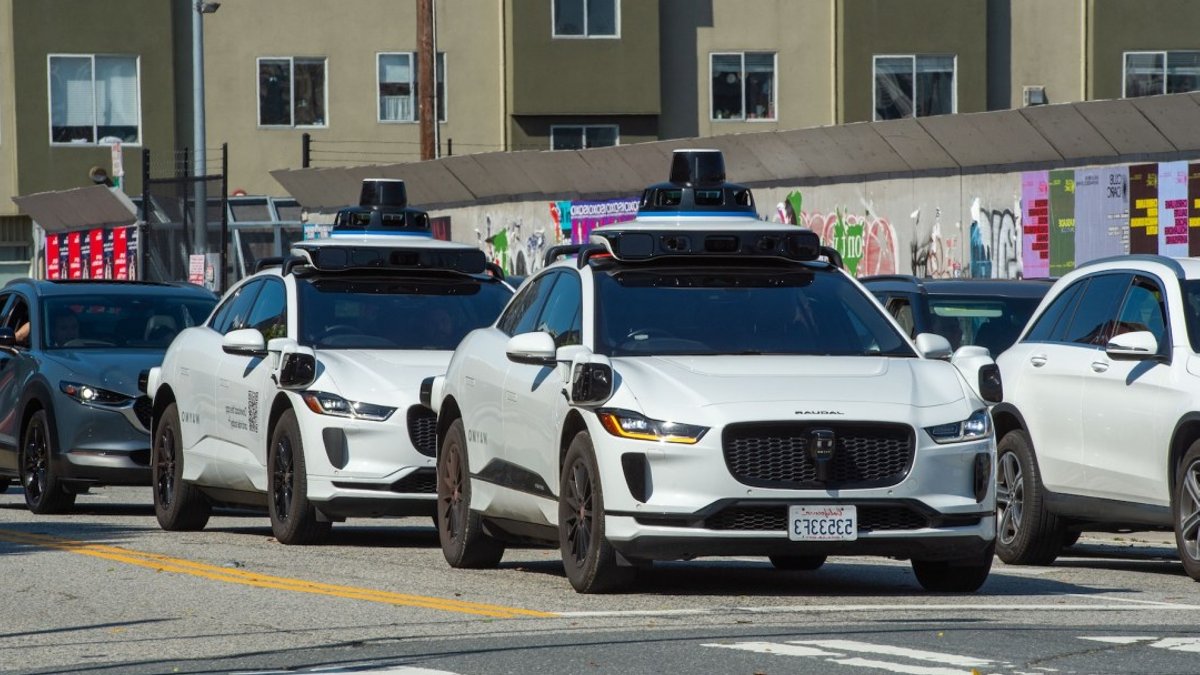 San Francisco mayor seeks stricter robotaxi rules