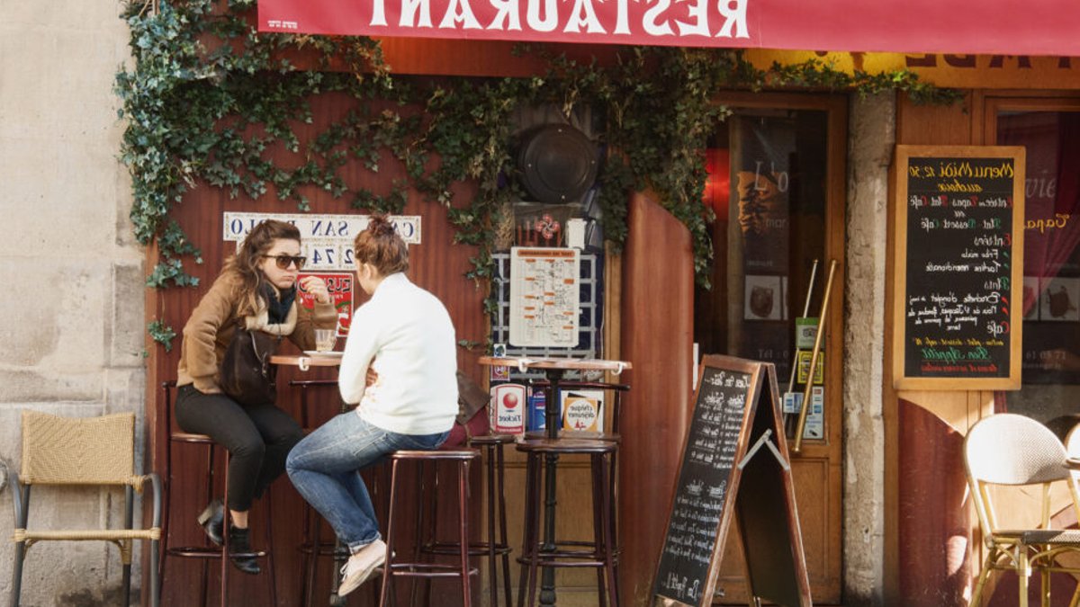 Restaurants Offer Free Second Helpings to Boost Loyalty - free second helpings