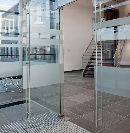 Homeowners Should Only Trust Professional Glass Window Companies