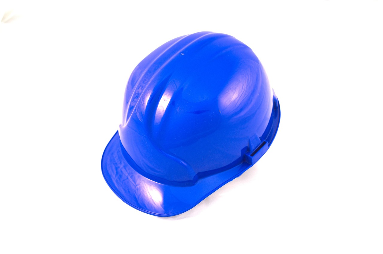 Workplace Fire Safety: How to Keep Employees Safe with Exit Lights and Smoke Alarms