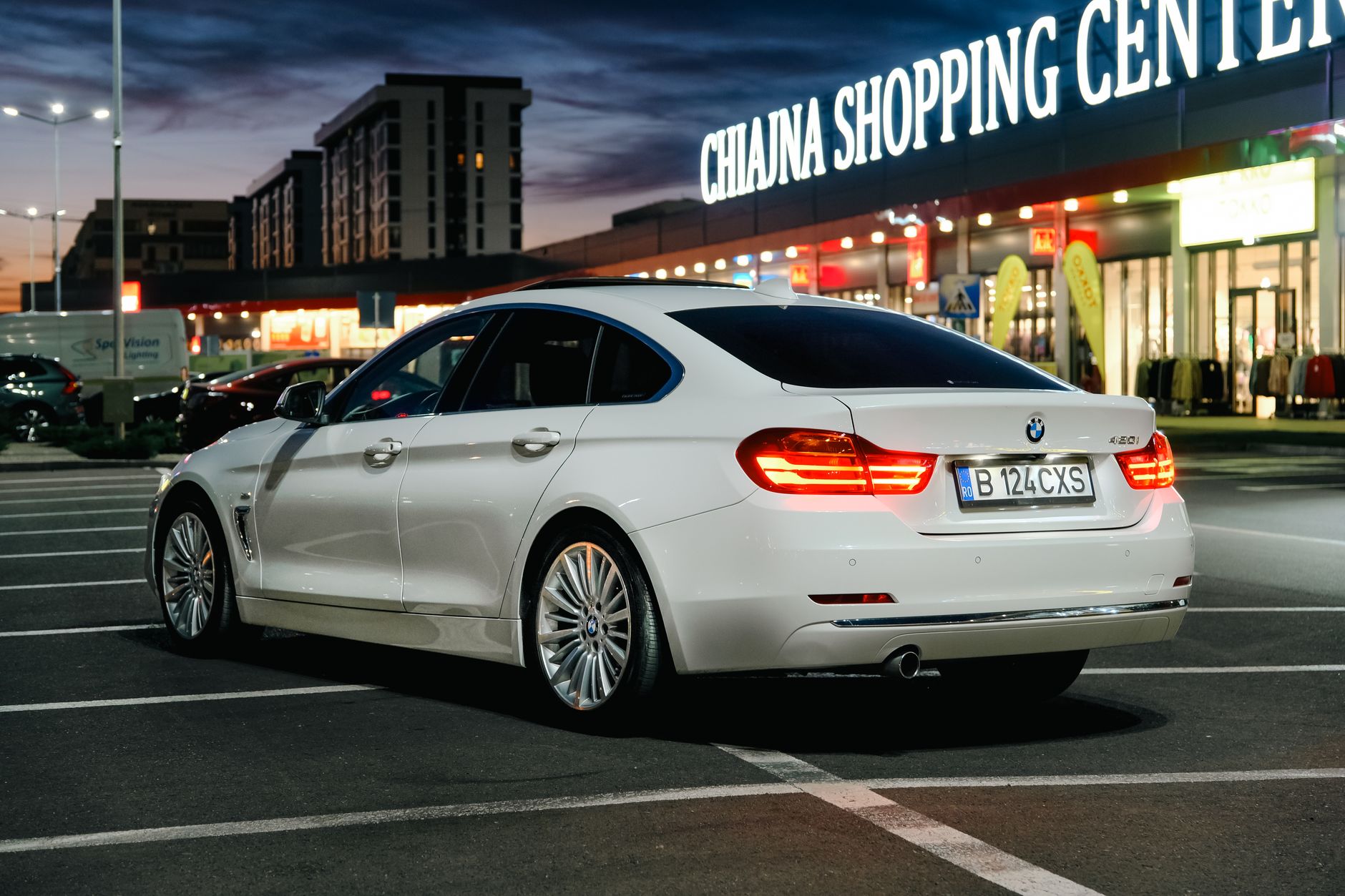 Are there any BMW service centers in Gurgaon that are the best?