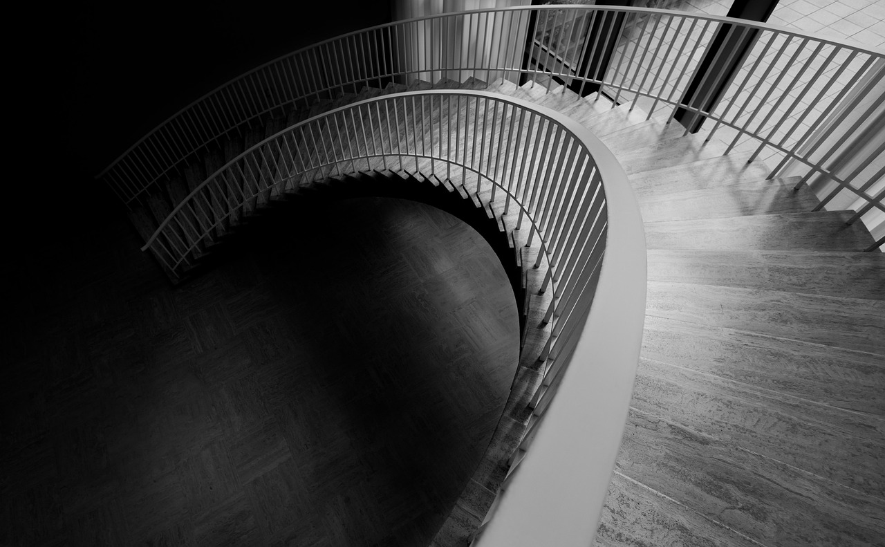 Leading Strategic Technology Development Trends for 2023