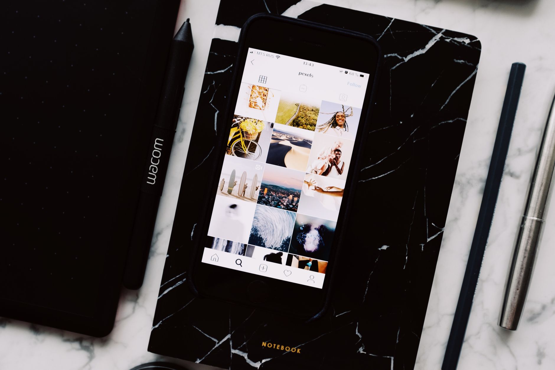 5 best tools for designing Instagram posts